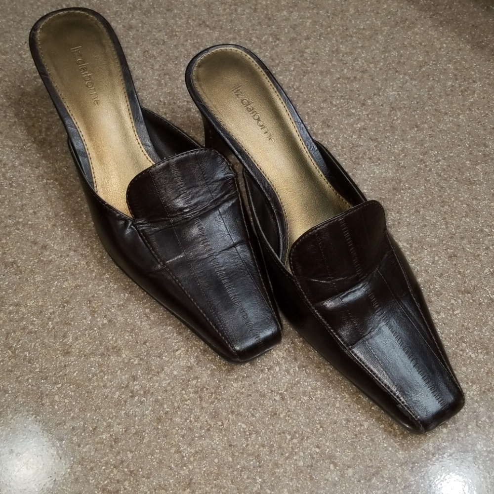 EUC Liz Claiborne flex zone